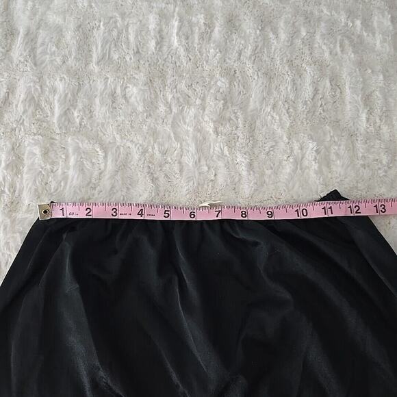 Movie Star Wondermaid Lot of 2 Slip Skirt Ivory Black Lace Medium‎ Antron Nylon - Picture 6 of 16